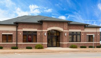 Luana Savings Bank