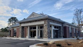Benchmark Community Bank
