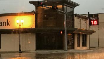 Pinnacle Bank
