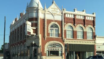 Farmers & Drovers Bank