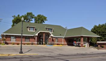 Farmers Trust & Savings Bank