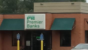 Premier Banks Hugo