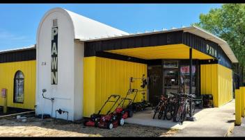 Loan Star Pawn - Domaris Avenue