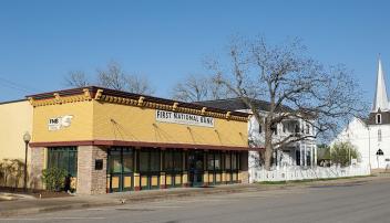 First National Bank Of Giddings